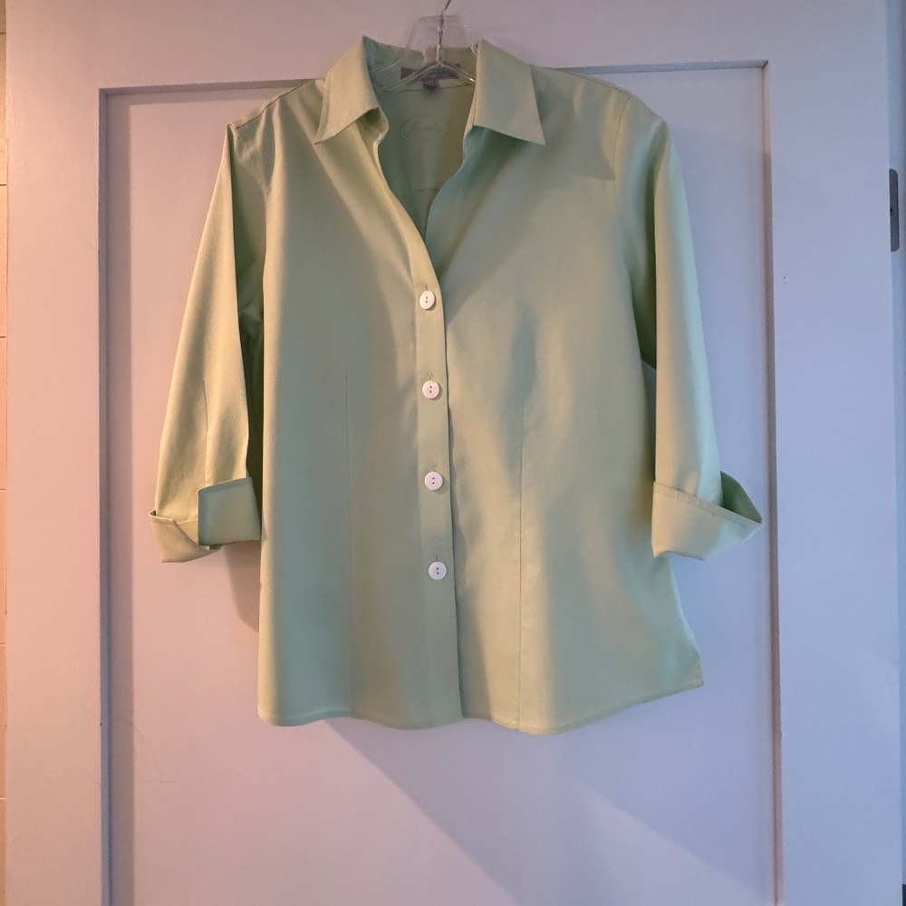 Foxcroft no-iron cotton blouse sz 6 like new cond